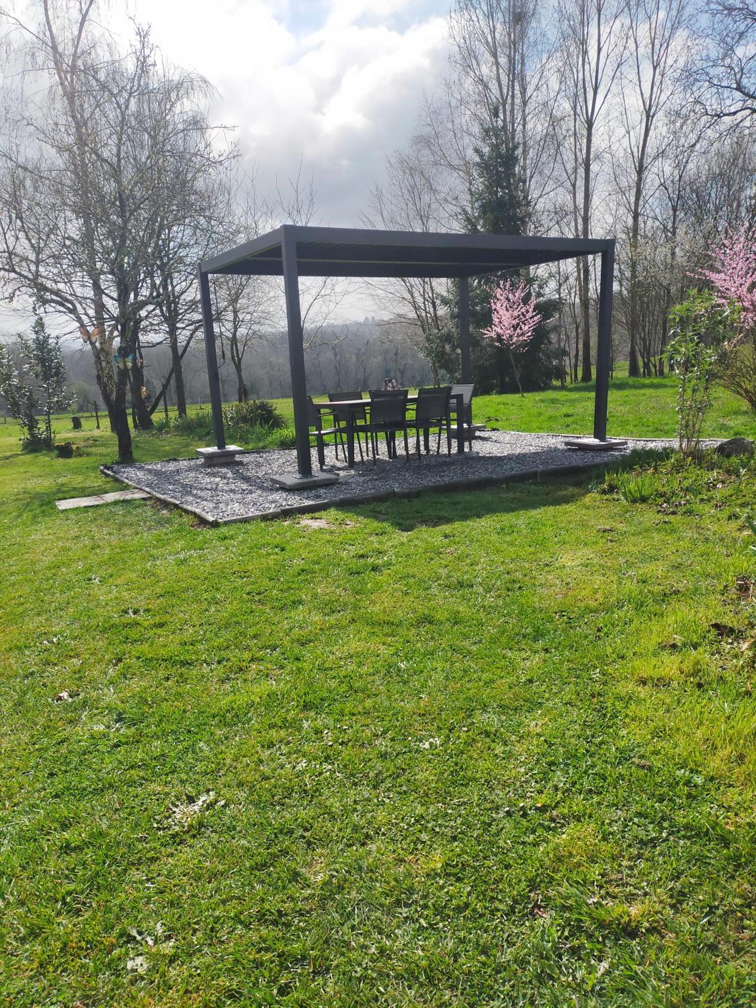 Chambre D'Hotes Se Sentir Libre Noisette Crozant Dış mekan fotoğraf